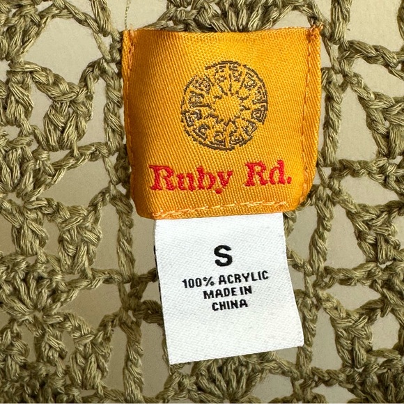 Ruby Red Crochet Cardigan - Picture 4 of 7